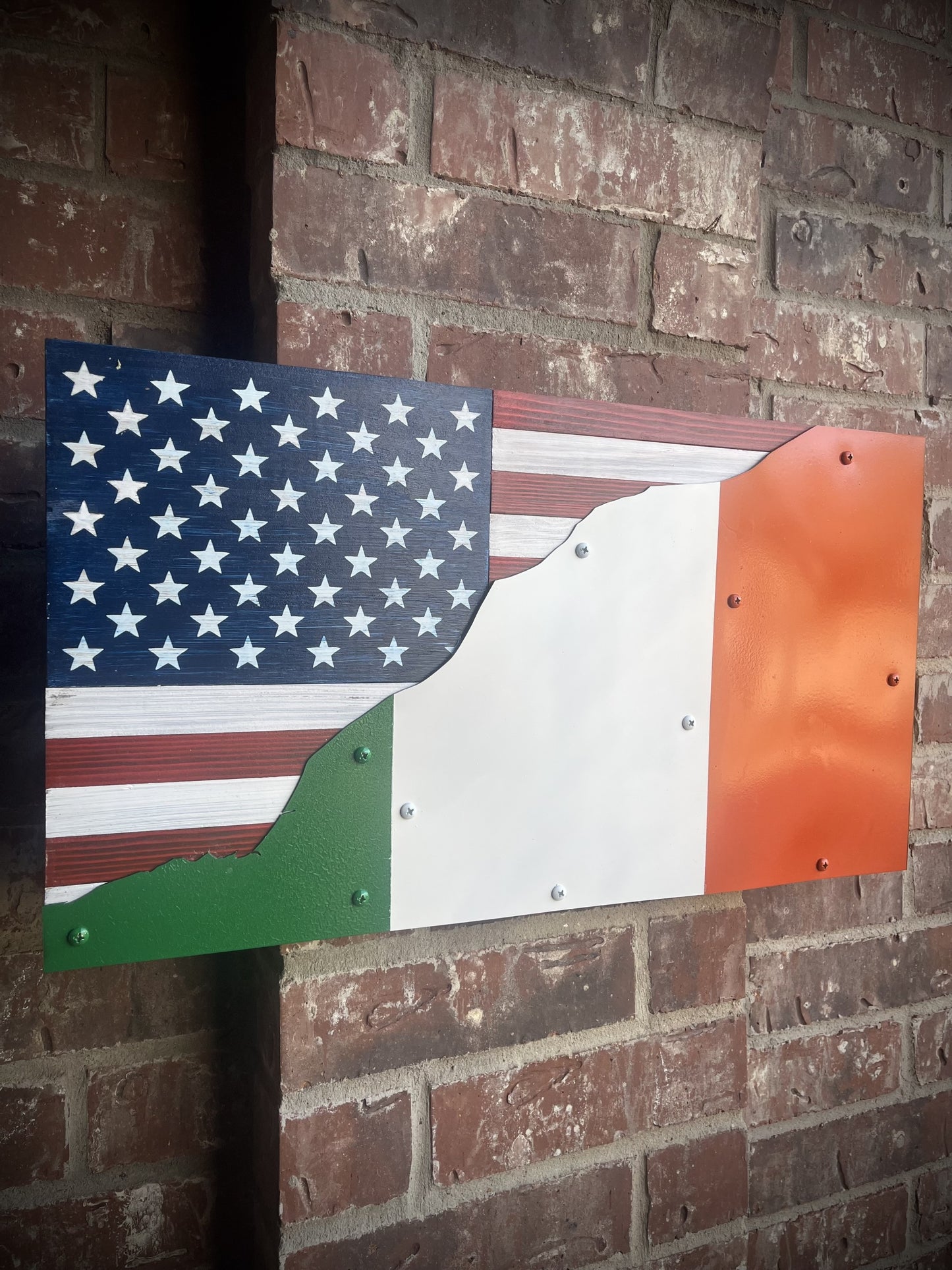 Irish American Split Flag - "Bratach iontach!" (Amazing Flag)